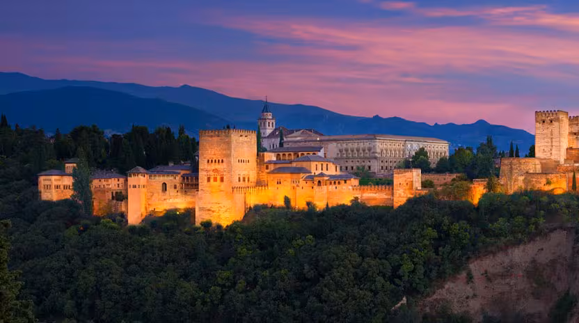 granada al atardecer